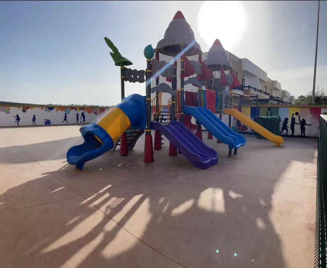 Luxueux Appartement Avec Piscine A La Marina Saidia Bagian luar foto